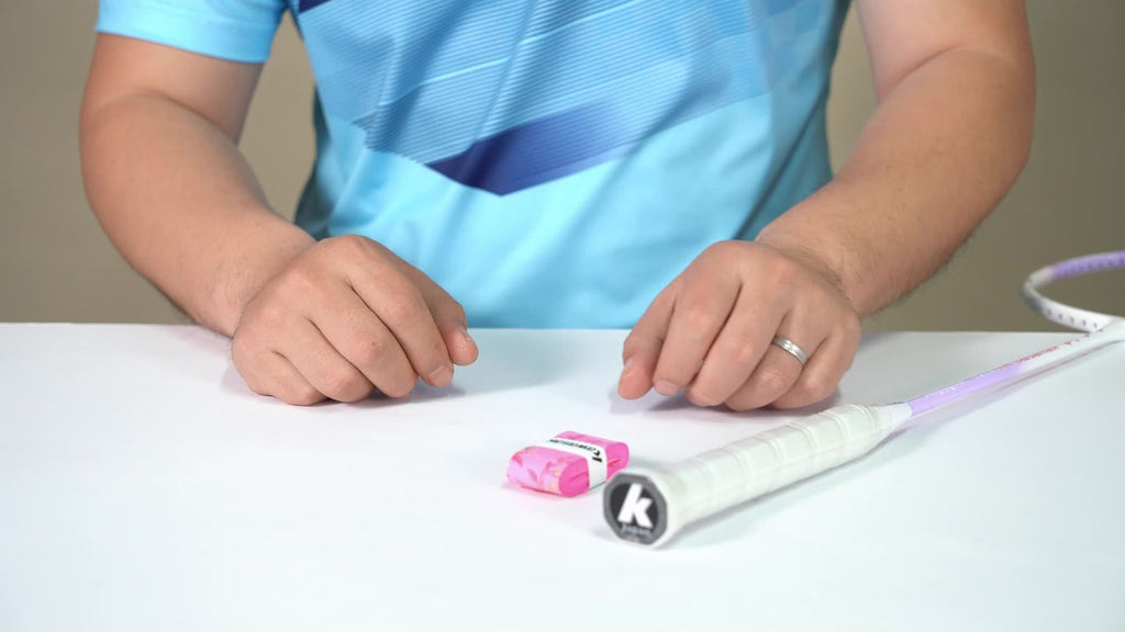 Badminton Racket Professional Graphite Shaft Badminton Set 2 Super Lightweight Shuttlecock Racquet for Training, Sports And Entertainment (Blue+Pink)