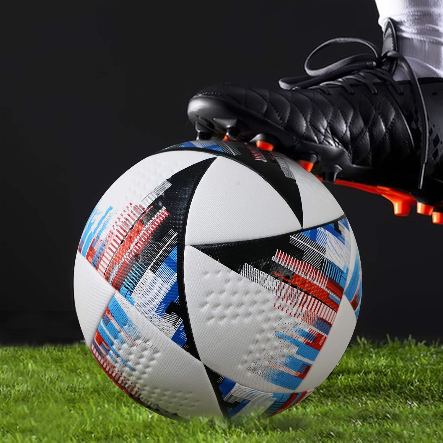 A Professional Size 5 PU Soccer Ball, Made with Seamless Heat-bonding Technology, Features High Elasticity and Wear Resistance. Suitable for Adult Training and Matches on Both Indoor and Outdoor Soccer Fields. Includes a Ball Pouch and an Inflation